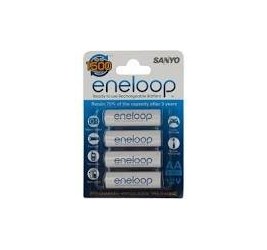 Pilas AA Eneloop 1900mAh con Cargador